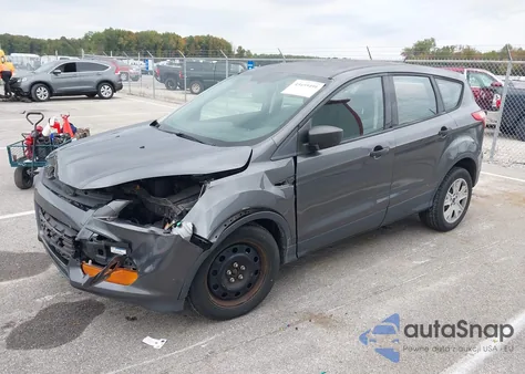 2015 Ford Escape S z USA, uszkodzony, nr VIN 1FMCU0F77FUC11540